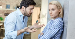 Merkmale & Anzeichen toxischer Menschen Verhalten, Eigenschaften & Manipulation