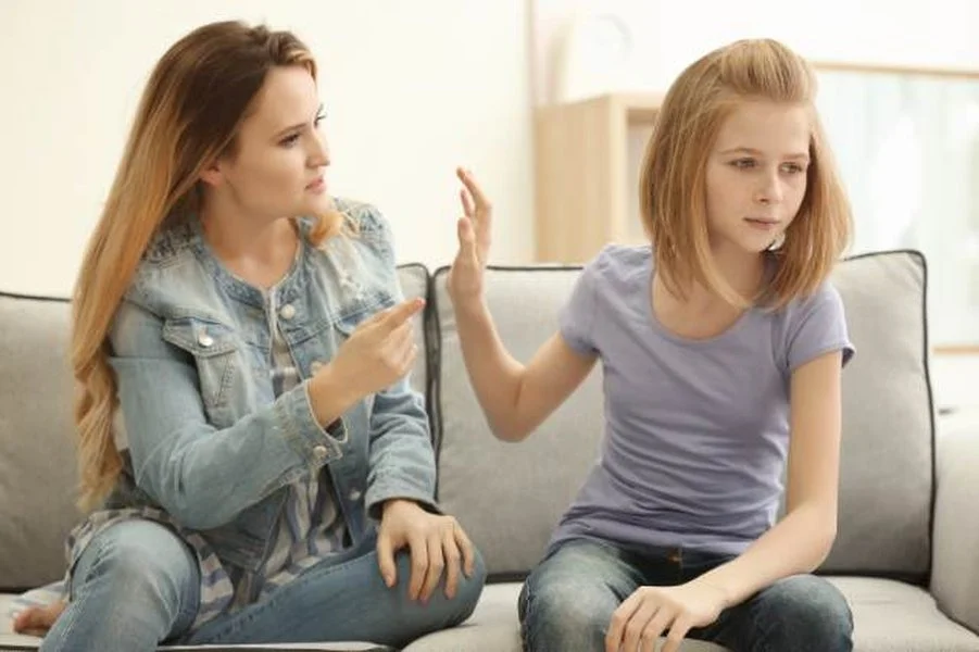 toxische-mutter-erkennen-heilen-Eine angespannte-Mutter-Tochter-Beziehung